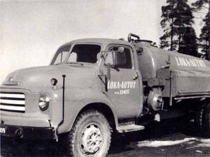 Jyväskylän loka-autot E. Minkkisen ensimmäinen auto vuonna 1960